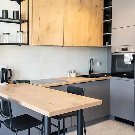 - Center - Cozy One Bedroom - O10 Apartman *